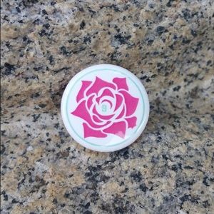 Red Rose' Pin